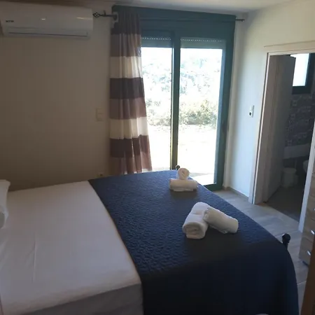 דירה Manolis Stone House